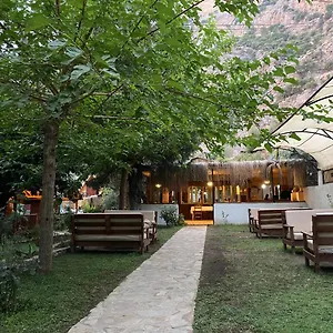 Kidrak Montenegro-1 Konukevi
